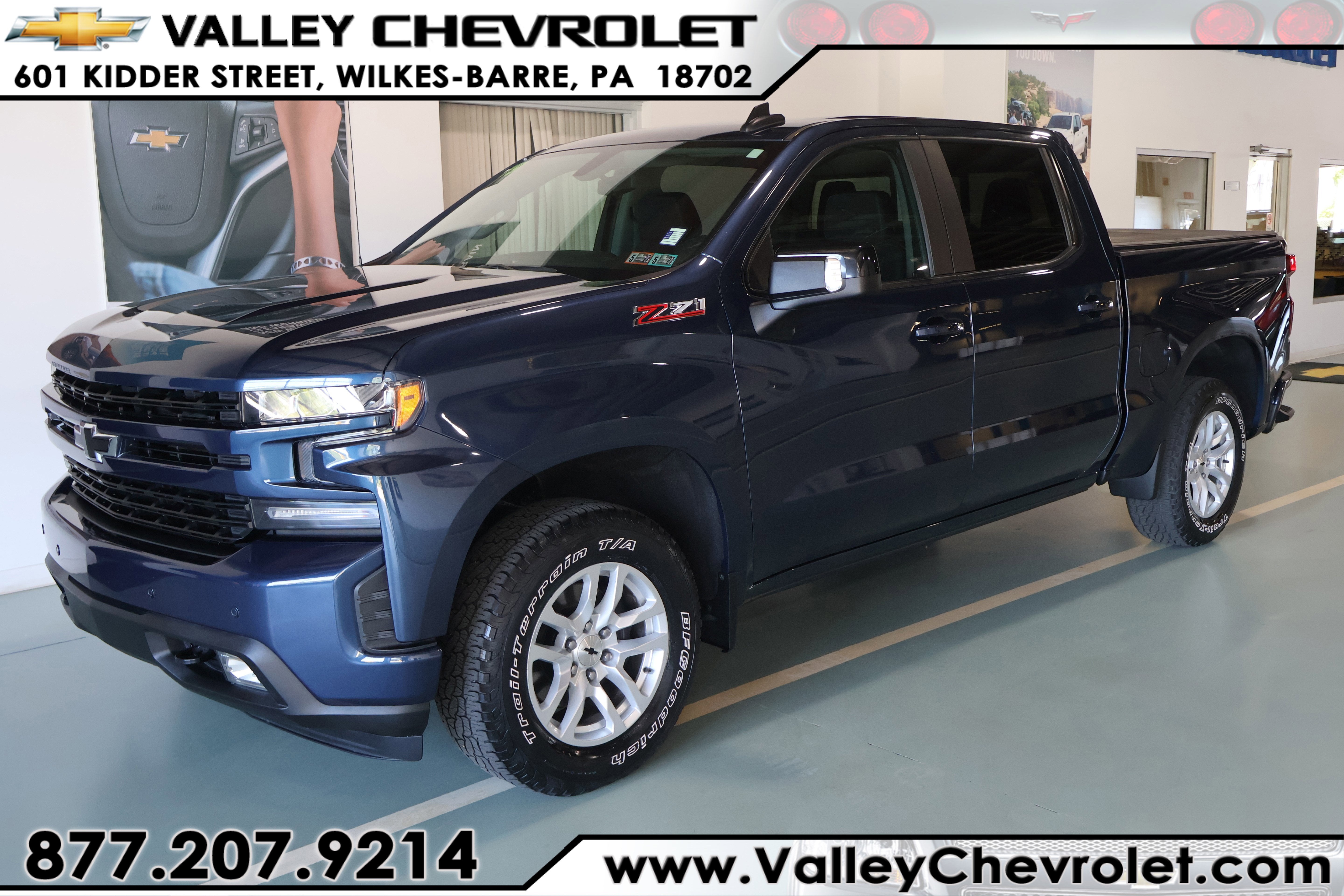 2019 Chevrolet Silverado 1500 RST in Northsky Blue Metallic — front three-quarter view