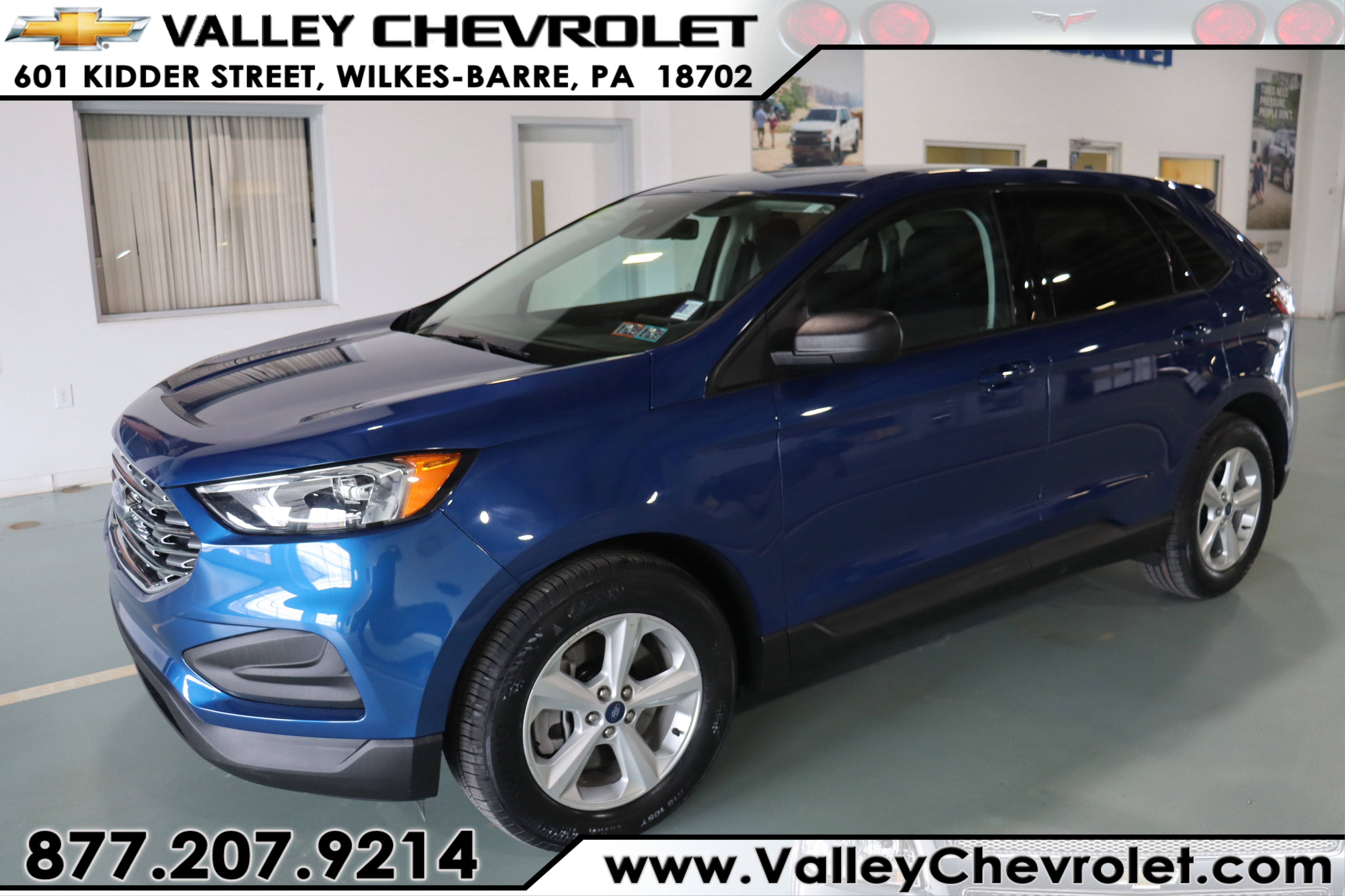 2022 Ford Edge SE in Other — front three-quarter view